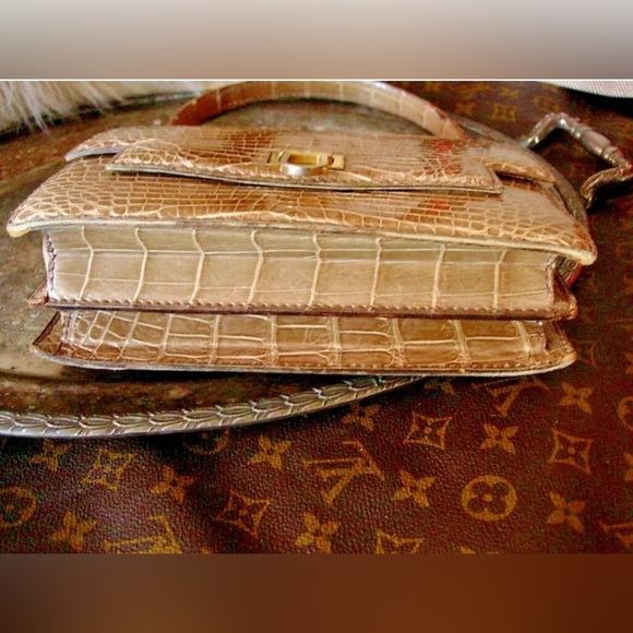 RARE Vintage GUCCI Crocodile Alligator KELLY Handbag Purse Bag  PRETTY Accessory - Picture 5 of 13